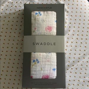 Newcastle Classics Swaddle